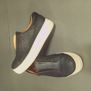 J/Slide Heidi Black Platform Sneakers Size 6.5